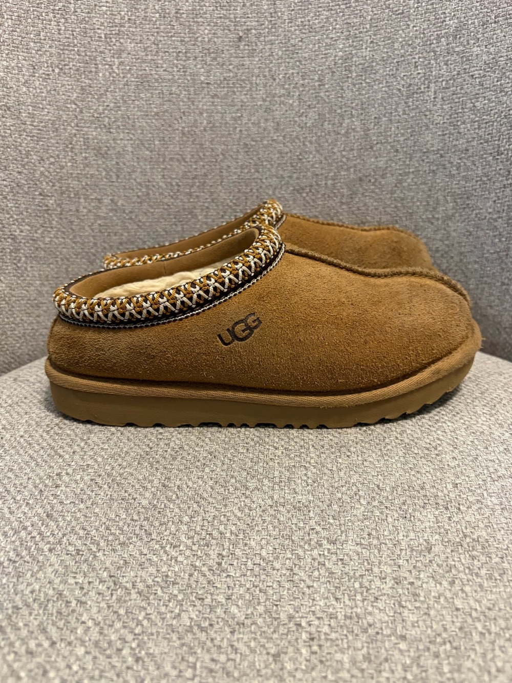 UGG - kids size 1 Tasman slippers in the classic Chestnut colorway.